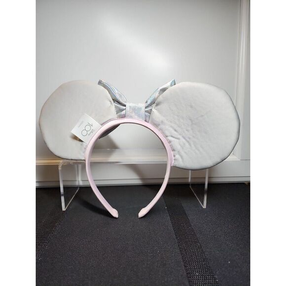 Disney Parks Minnie Mouse Ears Headband with Bow - Picture 2 of 3